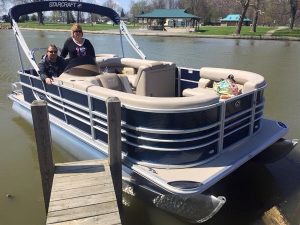 starcraft_ex20c_pontoon_boat