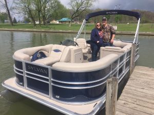 sylvan_fishing_pontoon_boat