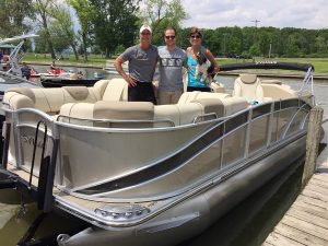 sylvan-s3-pontoon-boat